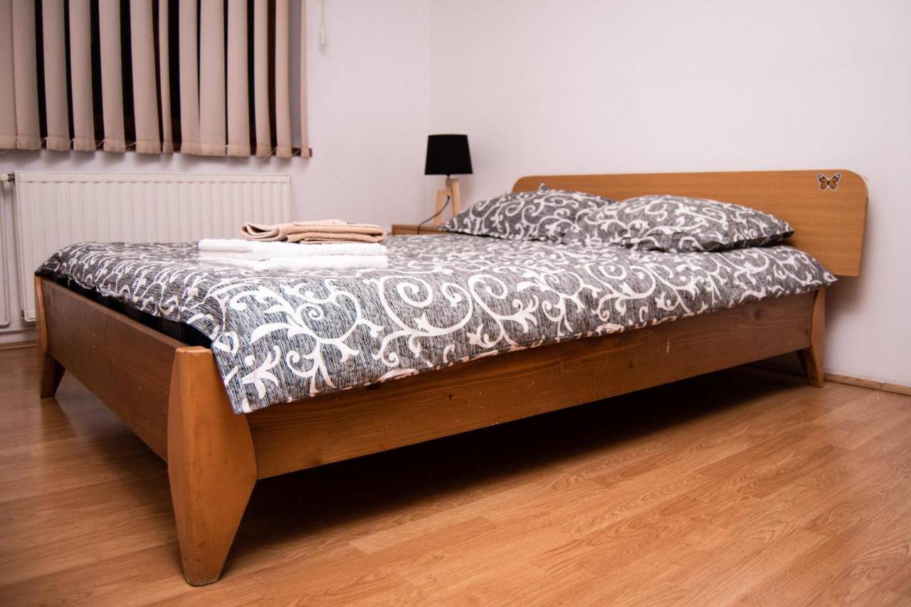 Butterfly Apartment-Hidden Gem In The Heart Of Târgu-Mureş エクステリア 写真